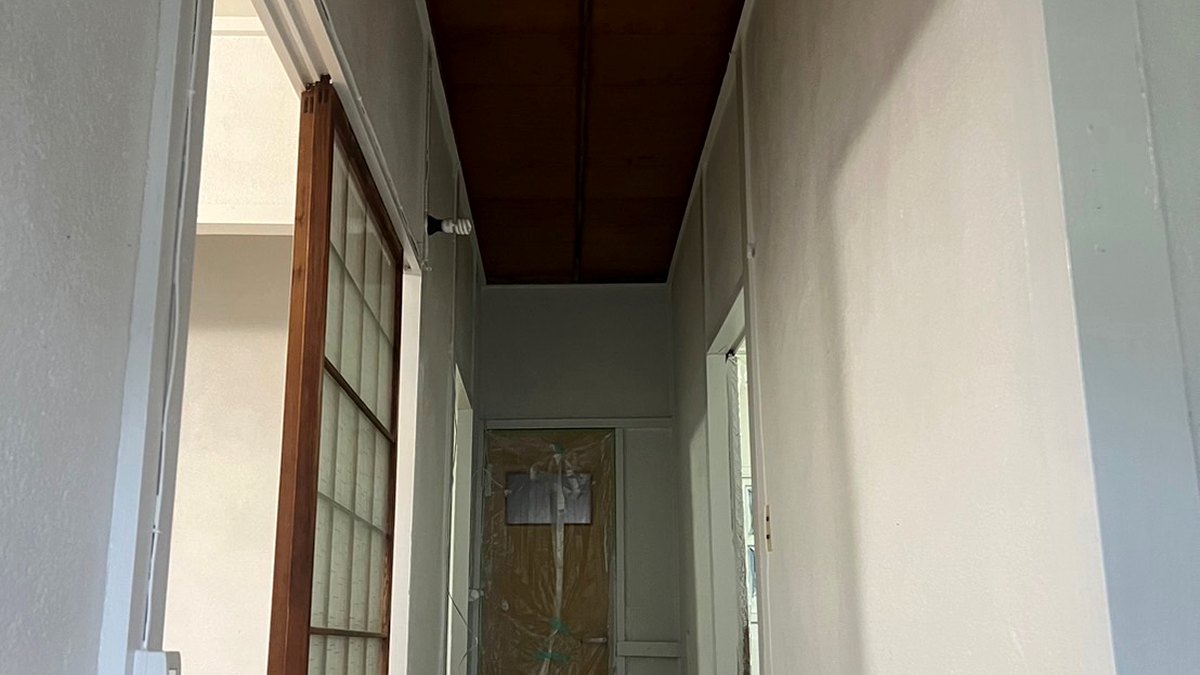 古開作の戸建て。自分たちで直している途中