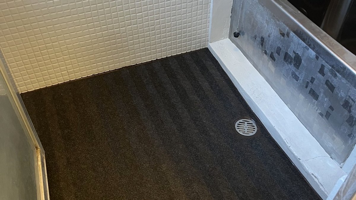 古開作の戸建て。直したあとの浴室