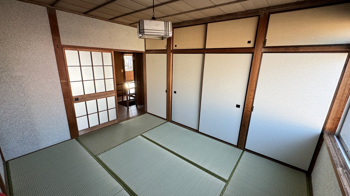 柳井津の戸建て。畳を替えたあとの和室